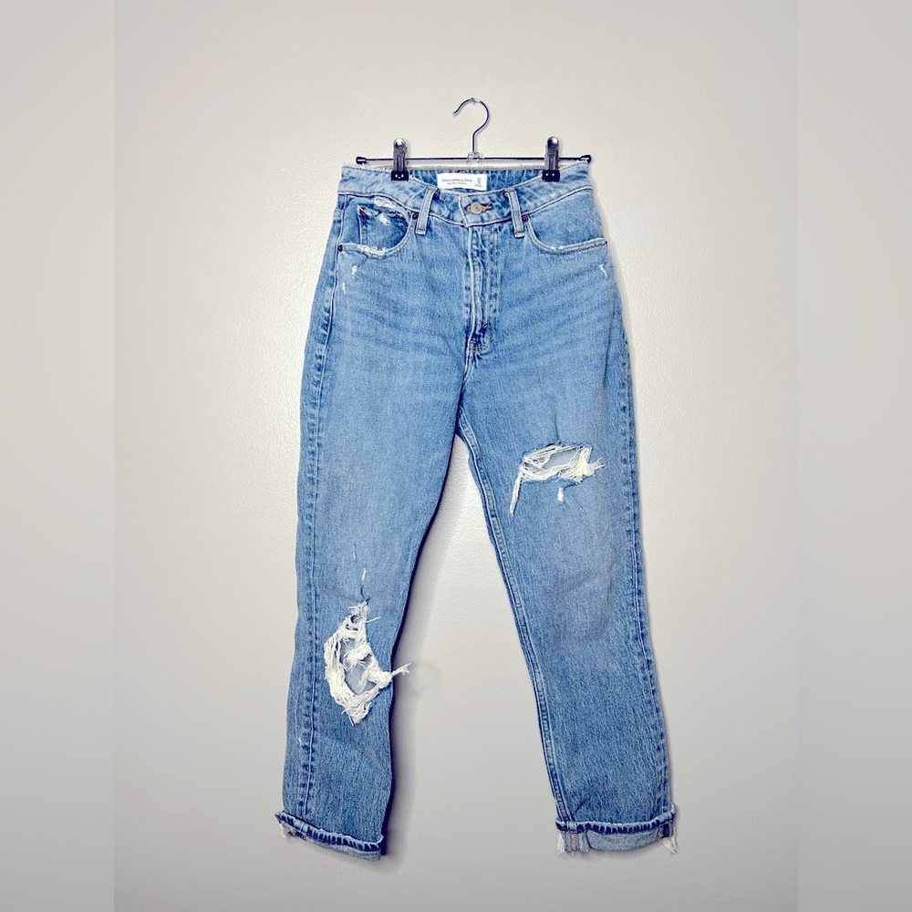 Abercrombie & Fitch Curve Love High Rise Dad Jean Size: 25 / 0R